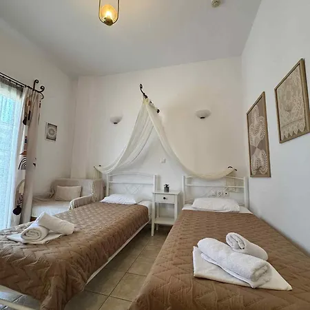 Nefeli Htl Ξενοδοχείο με διαμερίσματα Παραλία