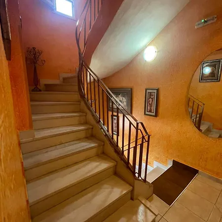 Nefeli Htl アパートホテル