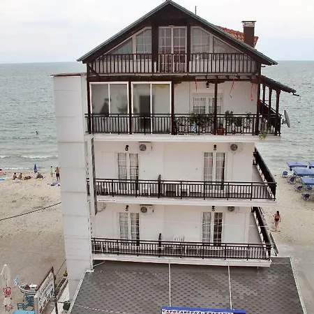 アパートホテル Nefeli Htl Paralía