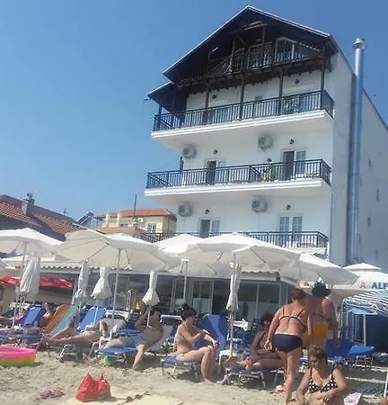 Nefeli Htl アパートホテル