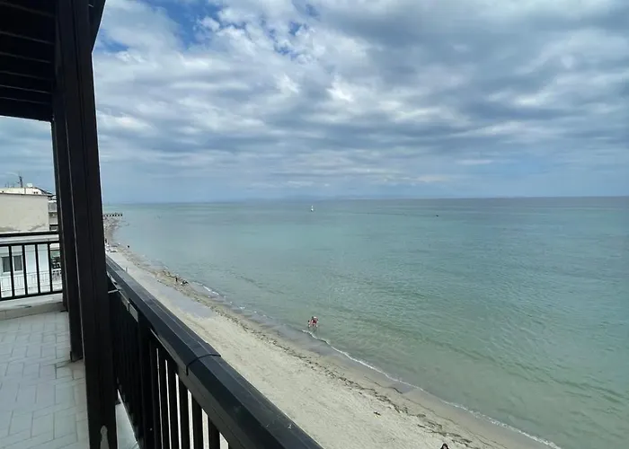 Aparthotel Nefeli Htl 2*